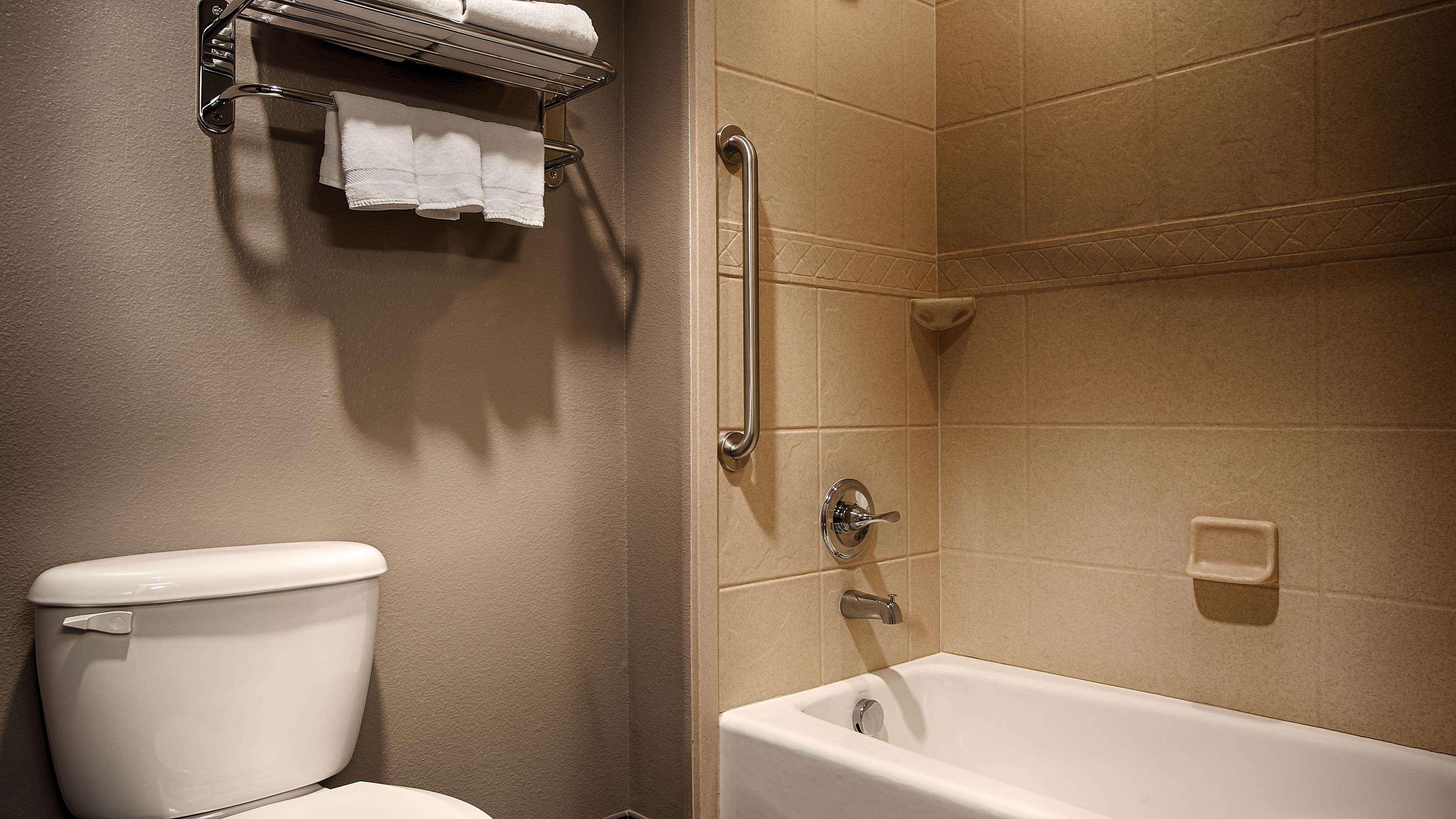 Best Western Giddings Inn & Suites Екстериор снимка